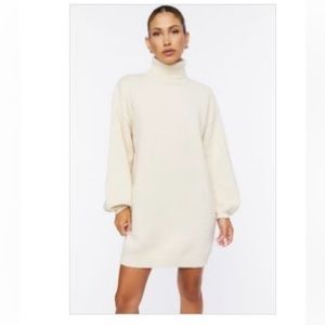Womens size M: turtleneck knit dress long sleeve mini cream